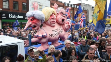 В Манчестере прошла многотысячная демонстрация против Brexit