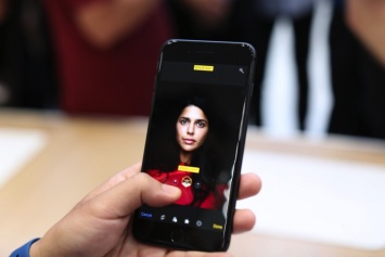 Apple показала все возможности «Портретного освещения» в iPhone 8 Plus