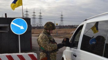 В Минске поддержали открытие пропускного пункта "Золотое" на Донбассе