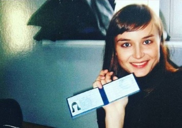 Полина Гагарина опубликовала фото из студенческой жизни