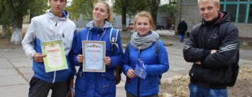 Бердянские студенты соревновались в скалолазании