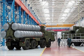 Интерес давних американских союзников к российским зенитным ракетным системам С-400 вызывает тревогу у США