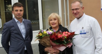 Ада Роговцева поблагодарила днепровских врачей, которые спасли ей жизнь