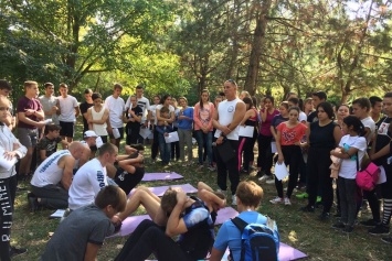 В Симферополе прошла спортивная акция «Подтянись к движению!»