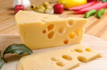Никогда не покупайте сыр, если увидите ЭТО на упаковке!