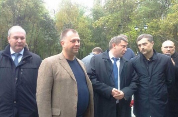 Сурков и Захарченко обошлись без Плотницкого: фотофакт
