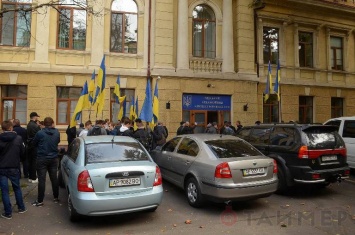 Суд по отмене зонинга Одессы не состоялся, активисты отыгрались на бомжах