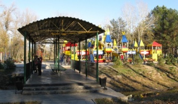 В Энергодаре реконструируют городской парк