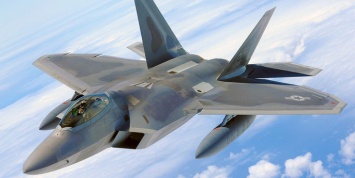 Бомбардировщики F-35 назвали бесполезным высасывающим деньги кошмаром