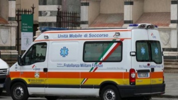 В Италии госпитализировали gотеющую кровью девушку