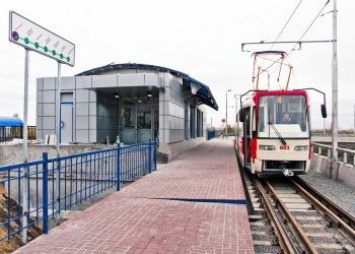 Киев тестирует оплату проезда с помощью PayPass на троещинской линии скоростного трамвая