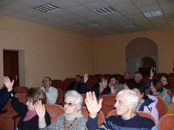 В Мирнограде требуют увеличить число койкомест в центральной горбольнице