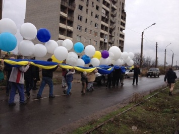 Украинский флаг "улетел" в оккупированную Горловку (фото)