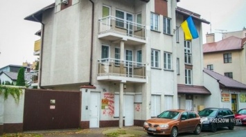 Вандал, разрисовавший консульство Украины в Жешуве, может провести в тюрьме пять лет