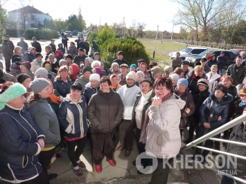 Против нарушений на выборах митингует село на Херсонщине