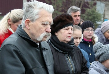 Левко Лукьяненко: Пока у нас война - новая революция невозможна