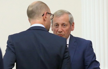 Экс-вице-премьер правительства Яценюка "засветился" в "оффшорных бумагах"