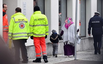 В Германии мужчина с ножом взял в заложники чиновницу