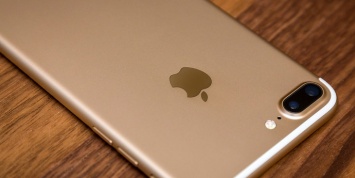 Израильская компания обвинила Apple в нарушении патентов на двойные фотокамеры