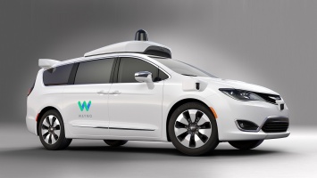 Компания Waymo первой выпустит самоуправляемое авто в США без пилота