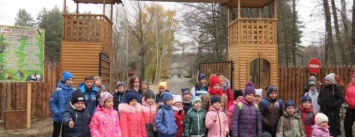 Краматорские правоохранители со своими детьми побывали на «сказочной» экскурсии в Ямпольском лесничестве