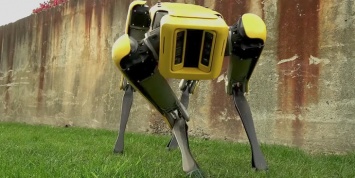 Новый робот-собака Boston Dynamics пугает подвижностью