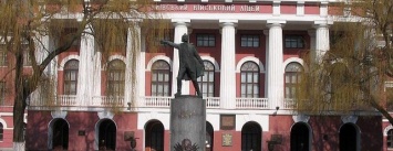 В Киеве требуют снести памятник русскому полководцу Суворову