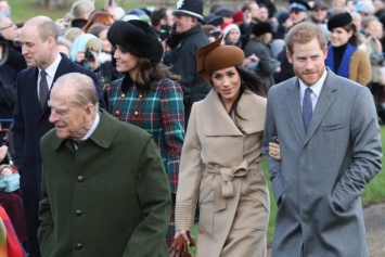Меган Маркл впервые показалась на публике рядом с членами королевской семьи