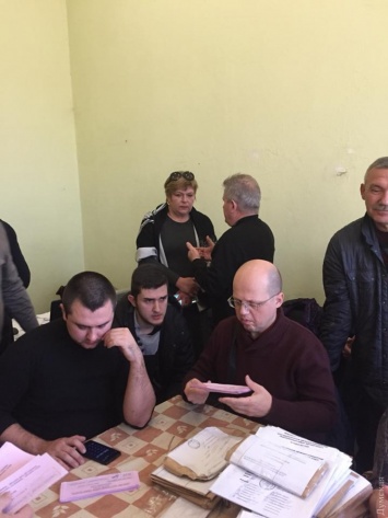 Выборы в Таировской ОТГ: председатель ТИК считает пересчет голосов необходимой мерой, а «Батькивщина» выступает против