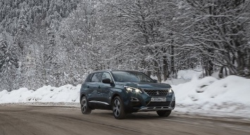 Объявлены российские цены на новый Peugeot 5008