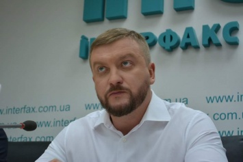 Петренко рассчитывает, что Рада начнет новую сессию с принятия закона об антикоррупционном суде