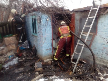 В Первомайске из-за неправильной эксплуатации печи загорелась баня