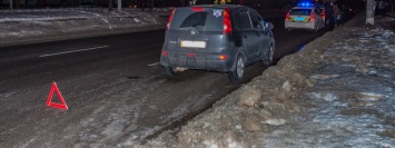 Днепровских водителей призывают быть внимательными на проспекте Поля