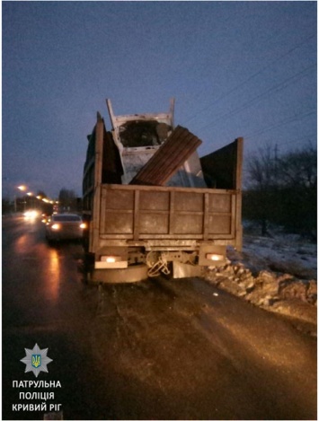 И вновь металл: в Кривом Роге задержали грузовик лома