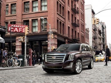 Cadillac привез в Россию обновленный Escalade