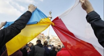 Реакция Украины и мира на закон о запрете "бандеровской идеологии"
