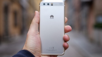 Huawei пригласила на презентацию флагмана за полтора месяца