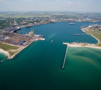 Кабмин утвердил проекты дноуглубления и реконструкции причала в порту Черноморск