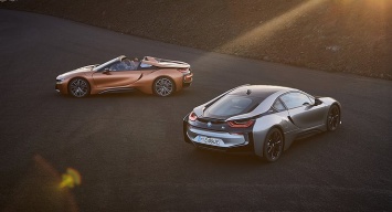 Обновленный BMW i8 получил российский ценник