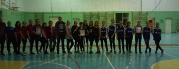 В Николаеве прошли финальные соревнования по волейболу среди девушек 10-11 классов