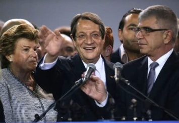 Выборы на Кипре: победу одержал действующий президент