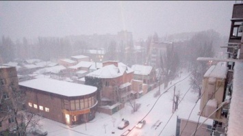 Непогода в Украине: в Николаеве остановилось движение (фото)