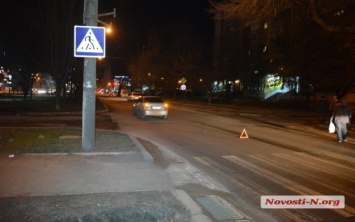 На пешеходном переходе автомобиль сбил женщину, пострадавшая без сознания в больнице