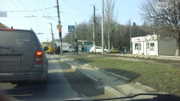 ДТП в Кропианицком: внедорожник столкнулся с маршруткой ФОТО
