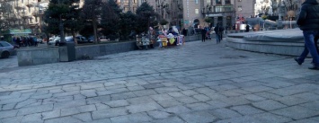 На Майдане Независимости отремонтируют аварийное гранитное покрытие