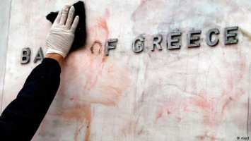 Греция продолжает возврат на рынок облигаций