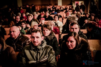 Итальянский саксофонист погрузил жителей Симферопольского поселка в атмосферу европейской гармонии