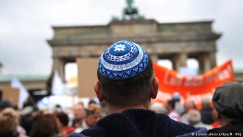 В 2017 году в ФРГ зафиксированы 1,5 тысячи антисемитских преступлений