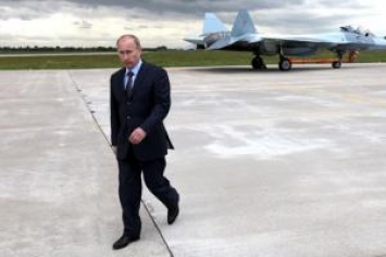 "За 18 лет не смог выучить единственную фразу": Путин объяснил, почему постоянно опаздывает