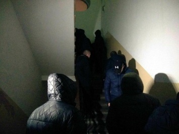 Появились фото Труханова в "клетке", в Киев нагнали одесских титушек: плед несите